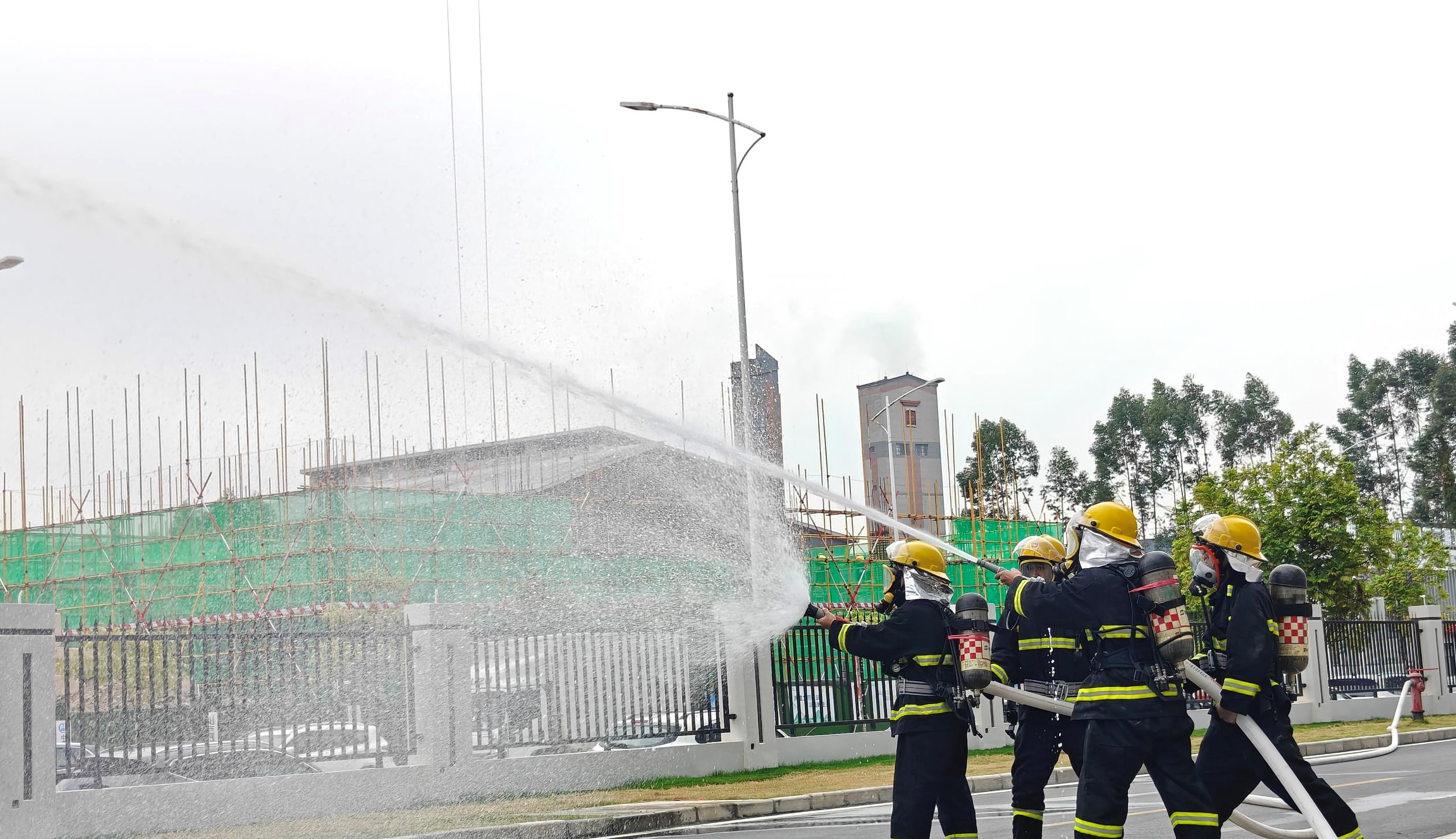 筑牢防火墙！CA88科技发展结合消防演习